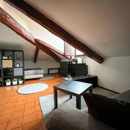 A Due Passi Dal Centro Apartman Torino Kültér fotó