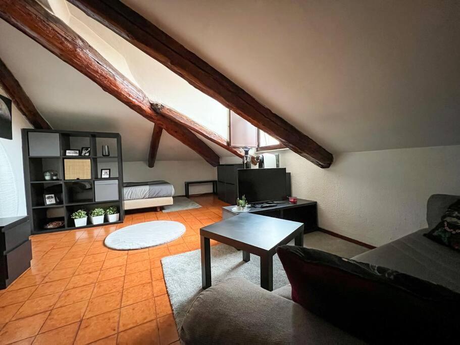 A Due Passi Dal Centro Apartman Torino Kültér fotó