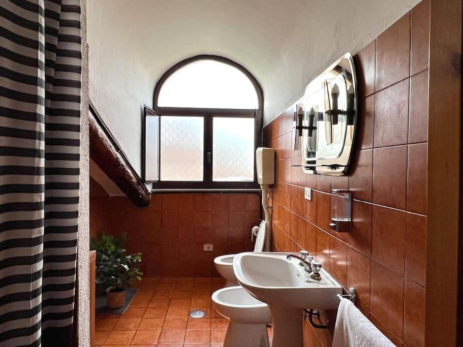 A Due Passi Dal Centro Apartman Torino Kültér fotó